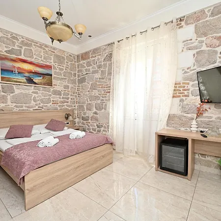 Il Giardino Exclusive And *